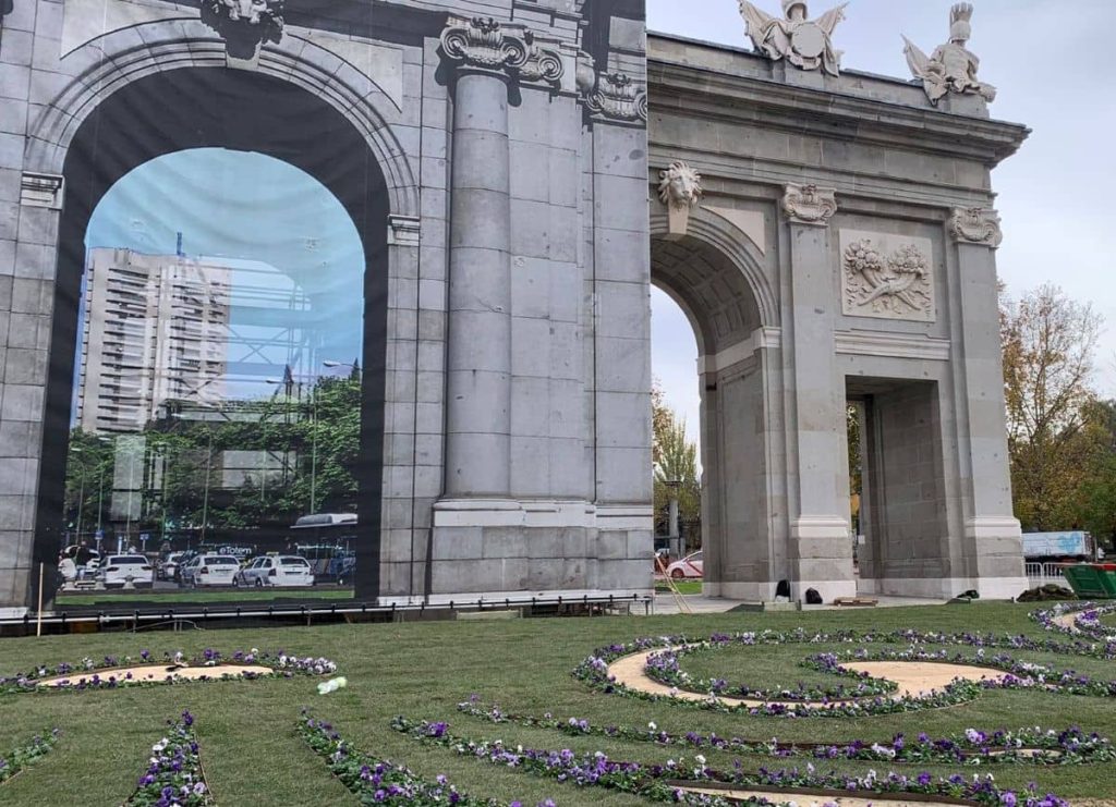 Puerta de Alcalá, Madrid - Césped Natural - Tepeservi