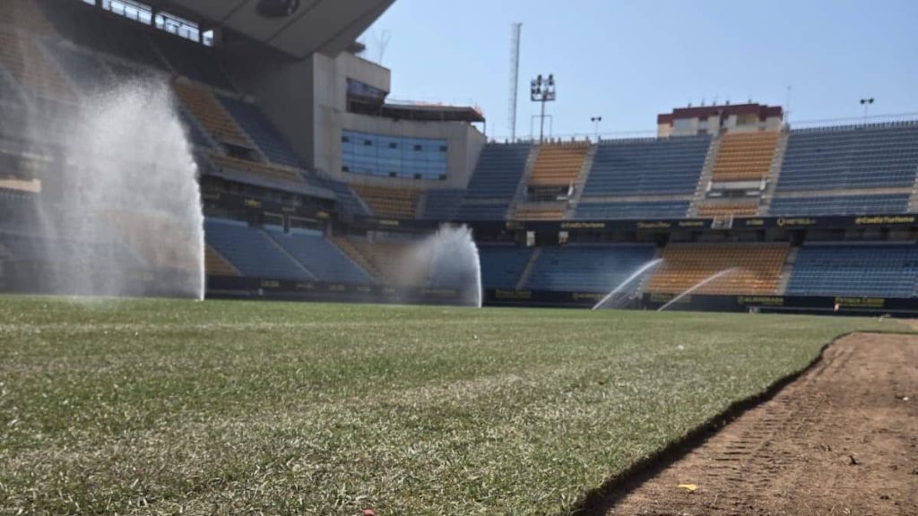 Riego en obra en el Estadio JP Financial de Cadiz realizada por Tepeservi